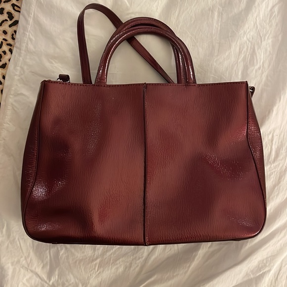 Hobo Maroon Patent Leather three Compartment Satchel/Crossbody - Picture 3 of 13